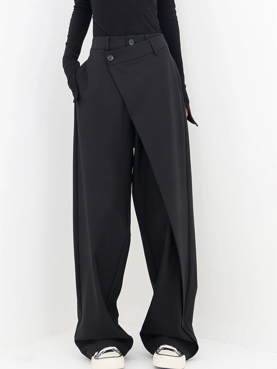 Yuli – Modern Baggy Pants