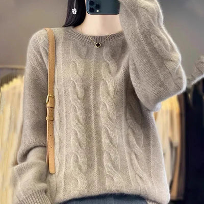 Tanya | Warm Knitted Sweater 🧶